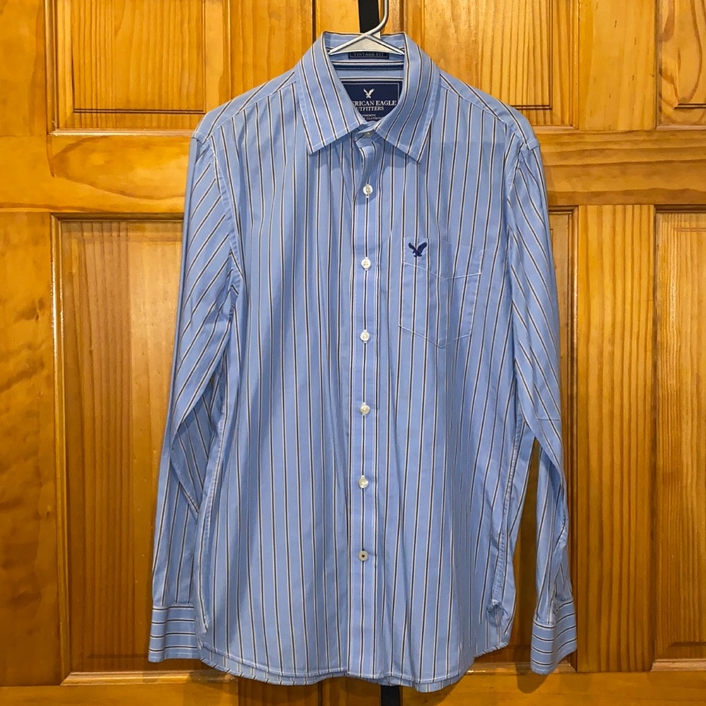 American Eagle Striped Button-Up Shirt Men’s Medium